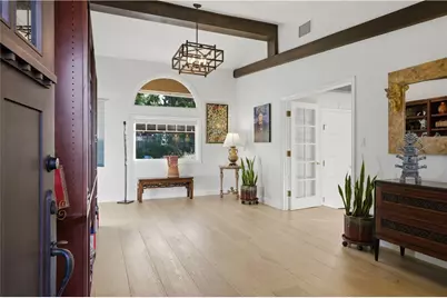 6217 Melba Avenue, Woodland Hills, CA 91367 - Photo 8