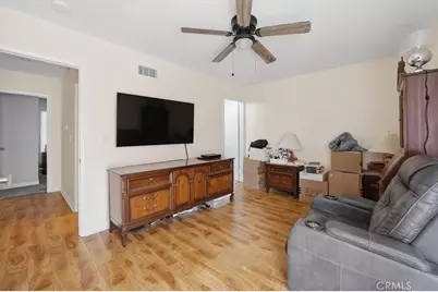 20008 Avenue Of The Oaks, Newhall, CA 91321 - Photo 22