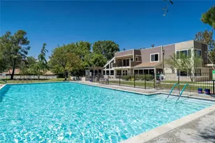 20008 Ave Of The Oaks, Newhall, CA 91321 - Photo 30