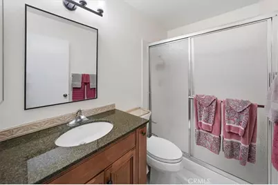 20008 Avenue Of The Oaks, Newhall, CA 91321 - Photo 24