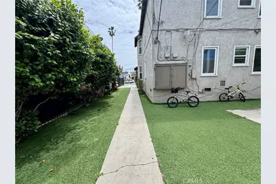 1919 W 54th, Los Angeles, CA 90062 - Photo 6