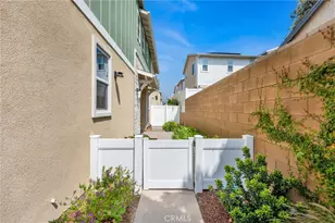 13423 W Saddle Rock Pl, Sylmar, CA 91342 - Photo 2