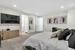 13423 W Saddle Rock Pl, Sylmar, CA 91342 - Photo 30