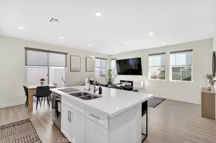 13423 W Saddle Rock Pl, Sylmar, CA 91342 - Photo 14
