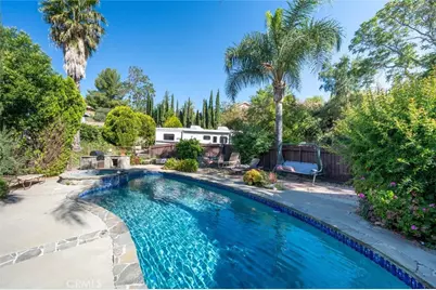 28717 Bouquet Canyon, Saugus, CA 91390 - Photo 8
