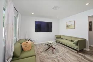 13608 Bassett, Los Angeles, CA 91405 - Photo 22