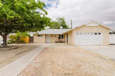 45303 6th Street, Lancaster, CA 93535 - Photo 1