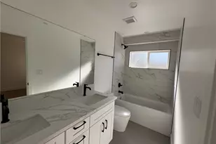 14165 Calvert St, Van Nuys, CA 91401 - Photo 12