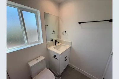 14165 Calvert Street, Van Nuys, CA 91401 - Photo 16