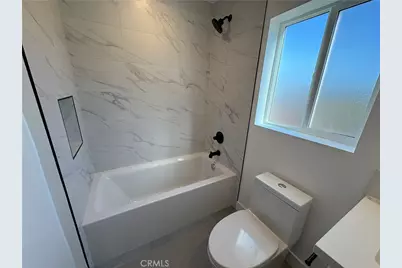 14165 Calvert Street, Van Nuys, CA 91401 - Photo 18