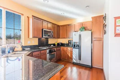 27117 Eden Court, Newhall, CA 91350 - Photo 8
