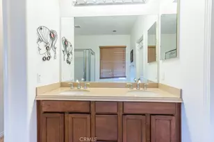 27117 Eden Ct, Newhall, CA 91350 - Photo 24