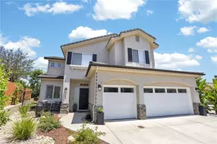 257 Windrose Ct, Newbury Park, CA 91320 - Photo 2