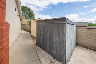 21735 Whey, Saugus, CA 91350 - Photo 22