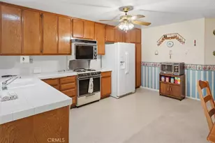 21735 Whey, Saugus, CA 91350 - Photo 10