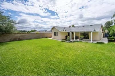 21735 Whey, Saugus, CA 91350 - Photo 18