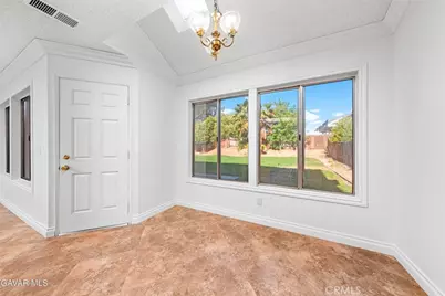 37450 Yorkshire, Palmdale, CA 93550 - Photo 12