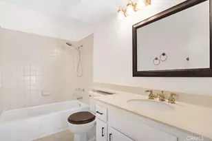905 Thistlegate, Oak Park, CA 91377 - Photo 20