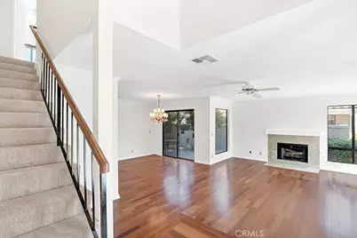 905 Thistlegate, Oak Park, CA 91377 - Photo 2