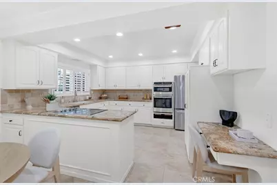 18950 Merridy Street, Northridge, CA 91324 - Photo 16