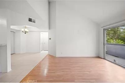 7640 Oso Avenue #316, Winnetka, CA 91306 - Photo 4