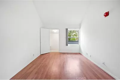 7640 Oso Avenue #316, Winnetka, CA 91306 - Photo 14