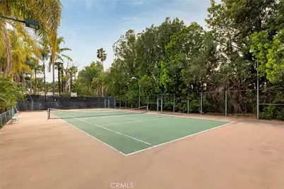 22723 Erwin, Woodland Hills, CA 91367 - Photo 48