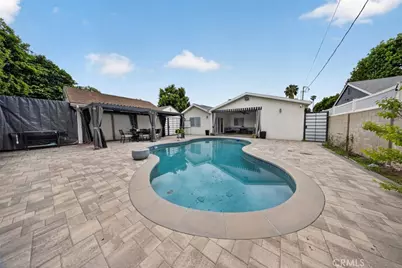 7108 Colbath, Van Nuys, CA 91405 - Photo 56