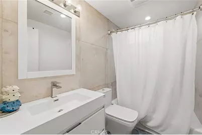 15456 Victory Boulevard, Van Nuys, CA 91406 - Photo 12