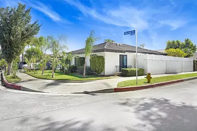 21228 Merridy Street, Chatsworth, CA 91311 - Photo 2