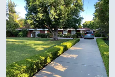 23540 Collins, Woodland Hills, CA 91367 - Photo 4