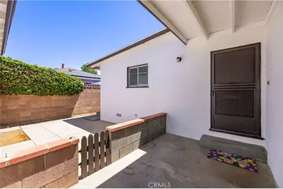 1438 W Ivyton, Lancaster, CA 93534 - Photo 2