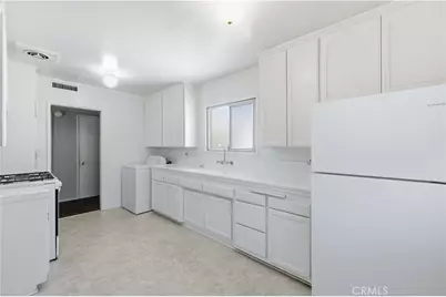 1438 W Ivyton, Lancaster, CA 93534 - Photo 4