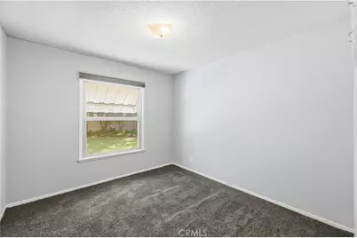 1438 W Ivyton, Lancaster, CA 93534 - Photo 12