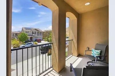 27364 Ellery Place, Saugus, CA 91350 - Photo 32