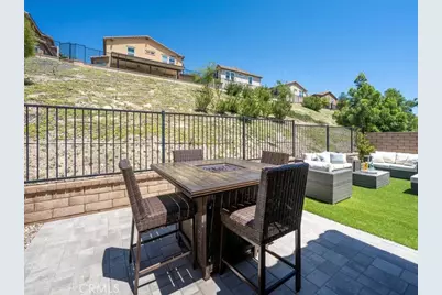 27364 Ellery Place, Saugus, CA 91350 - Photo 16