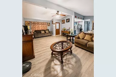 36200 Paradise Ranch #102, Castaic, CA 91384 - Photo 4