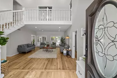 10206 Gothic, North Hills, CA 91343 - Photo 4