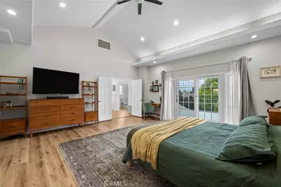 10206 Gothic, North Hills, CA 91343 - Photo 24