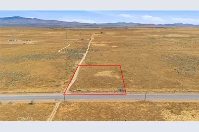 10500 W Ave D, Lancaster, CA 93536 - Photo 2