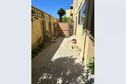 6225 Coldwater Canyon Avenue #117, North Hollywood, CA 91606 - Photo 20