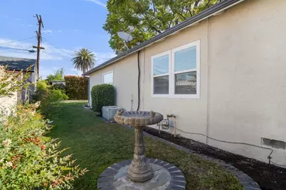 13903 Hesby Street, Sherman Oaks, CA 91423 - Photo 30