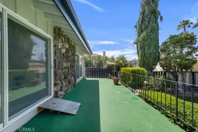 22040 Tiara Street, Woodland Hills, CA 91367 - Photo 30