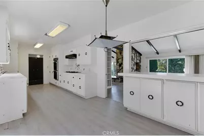 22040 Tiara Street, Woodland Hills, CA 91367 - Photo 14