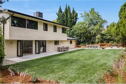 5873 Fairhaven, Woodland Hills, CA 91367 - Photo 22