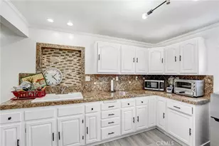 15720 Roxford St, Sylmar, CA 91342 - Photo 8