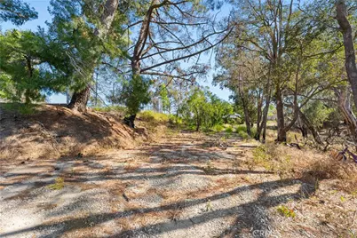 21135 Saddle Peak, Topanga, CA 90290 - Photo 22