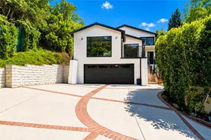 13082 Blairwood Dr, Studio City, CA 91604 - Photo 1