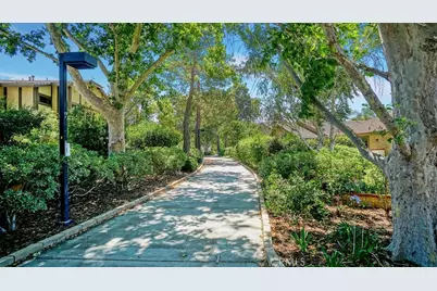 25748 Leticia Drive, Valencia, CA 91355 - Photo 20