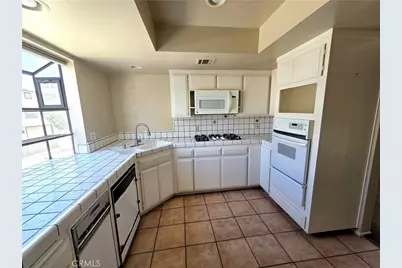 7650 Topanga Canyon, Canoga Park, CA 91304 - Photo 8